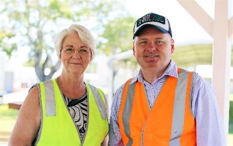 Mayor-Margaret-Strelow-and-CEO-of-Beef-Australia-Denis-Cox.jpg