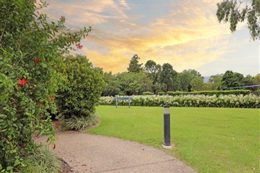 Bruigom Park Pathway