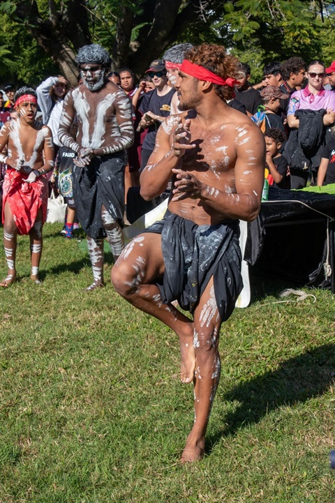 Dancers-at-City-Hall